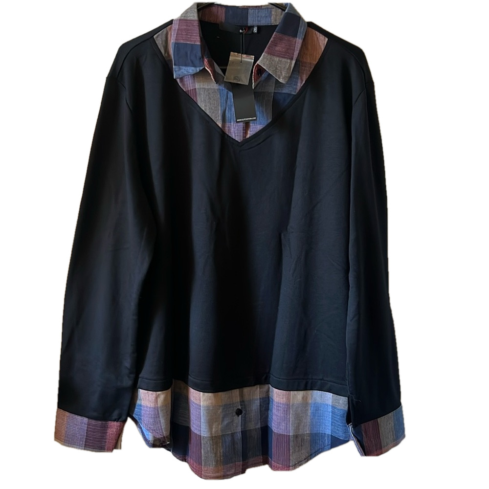 NWT Women’s long sleeve top Size 2XL